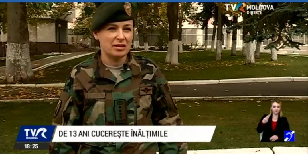 Parașutista din Armata Națională este decisă să spargă stereotipurile.